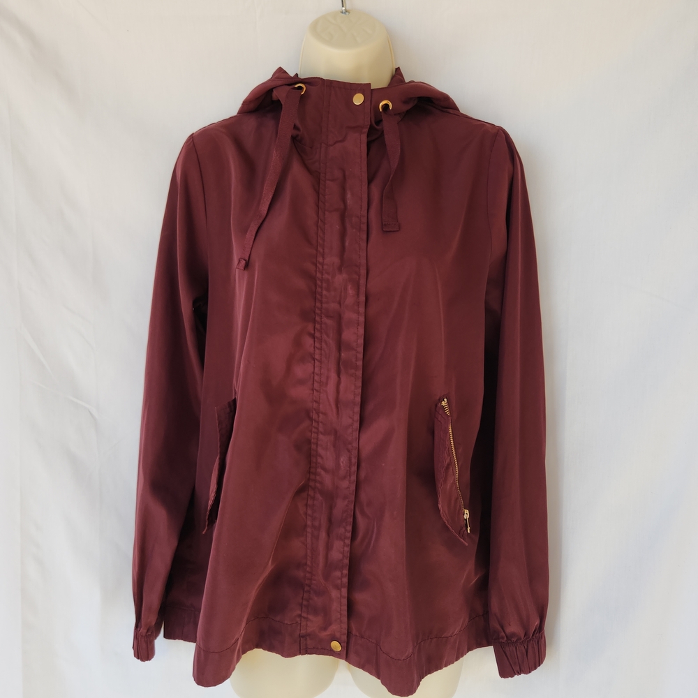 Ci Sono Deep Red Utility Hooded Jacket | Gold Accents | Windbreaker | Medium
